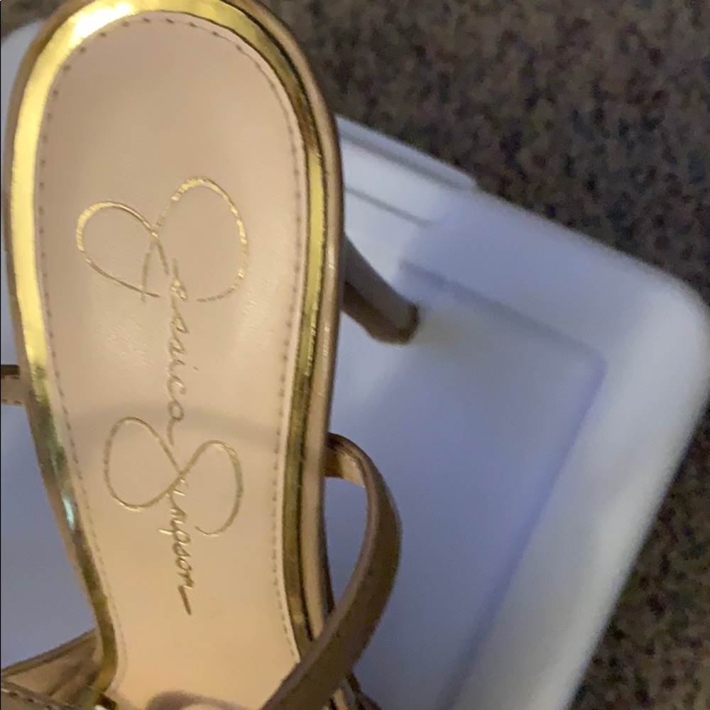 Heels - Picture 2 of 2